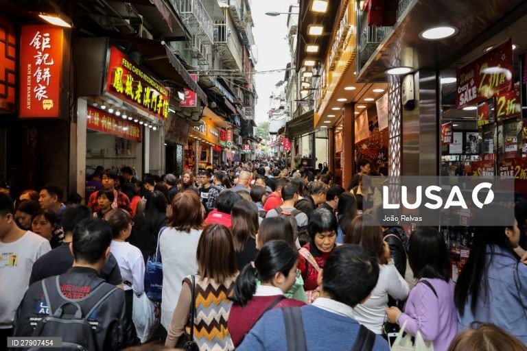 Macau desce taxa de juro de referência pela primeira vez este ano para 4,5%