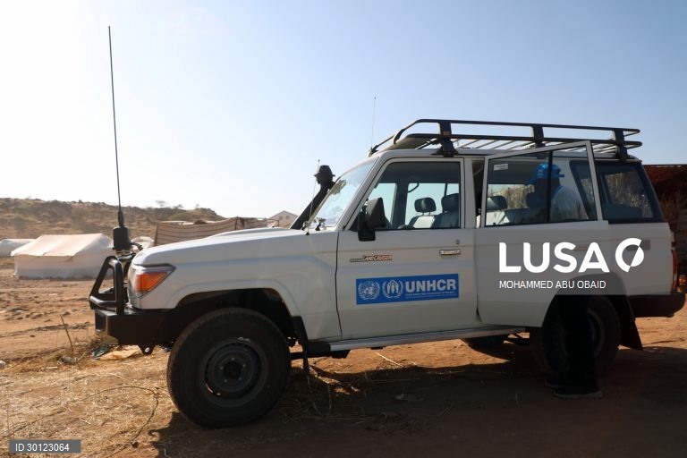 Pelo menos 75 mortos no Darfur em ataque a mesquita num campo de refugiados
