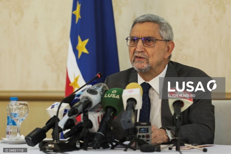 Antigo PR cabo-verdiano defende renova??o de mandatos caducados