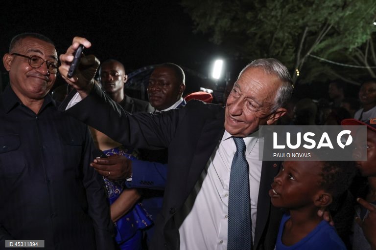 Marcelo juntou-se à festa da independência em S?o Tomé durante a noite