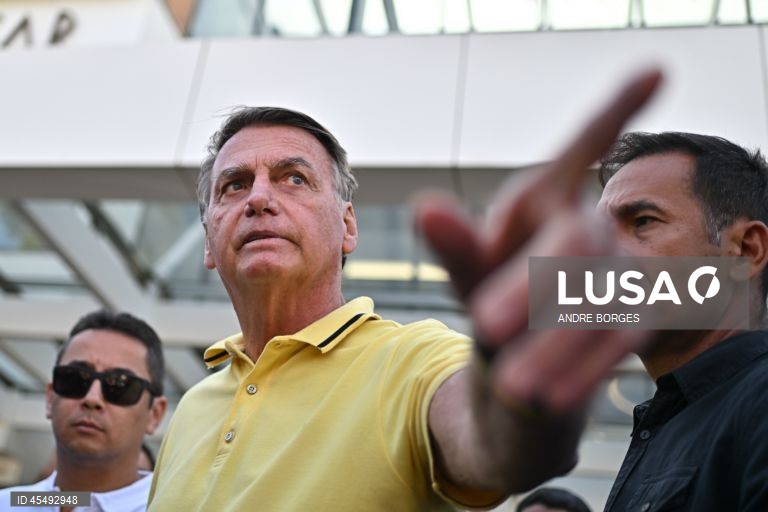 Defesa de Bolsonaro alega n?o haver “uma única prova” que o ligue a tentativa de golpe de Estado