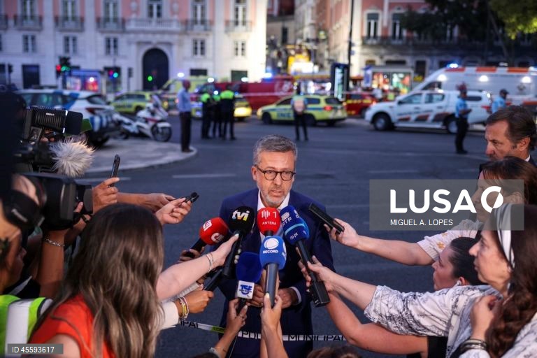 Carlos Moedas manda suspender opera??es dos ascensores da Bica e do Lavra e do Funicular da Gra?a