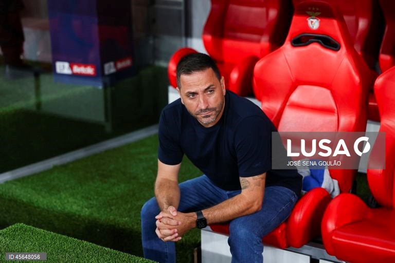 Treinador reconhece início difícil, mas garante que Santa Clara está a crescer
