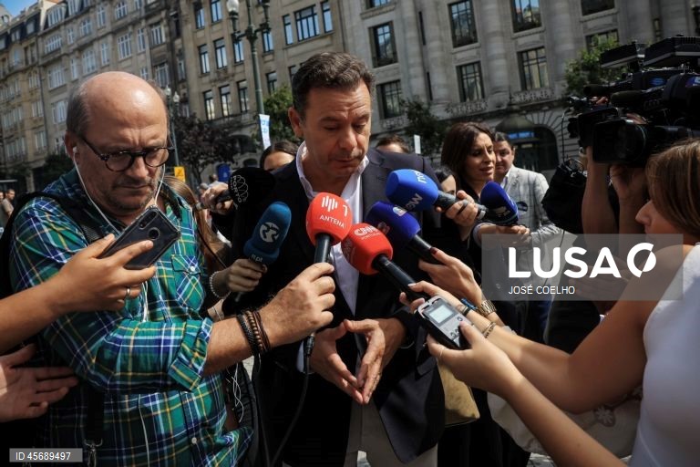 PM n?o está “preocupado com a popularidade” das decis?es para as urgências de obstetrícia