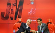 José Mourinho assina pelo Benfica até 2027