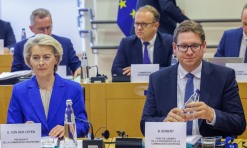 Von der Leyen lamenta acidente mortal com elevador da Glória em Lisboa