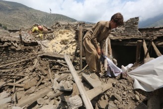 Talib?s elevam para 2.200 número de mortos causados por sismo no Afeganist?o